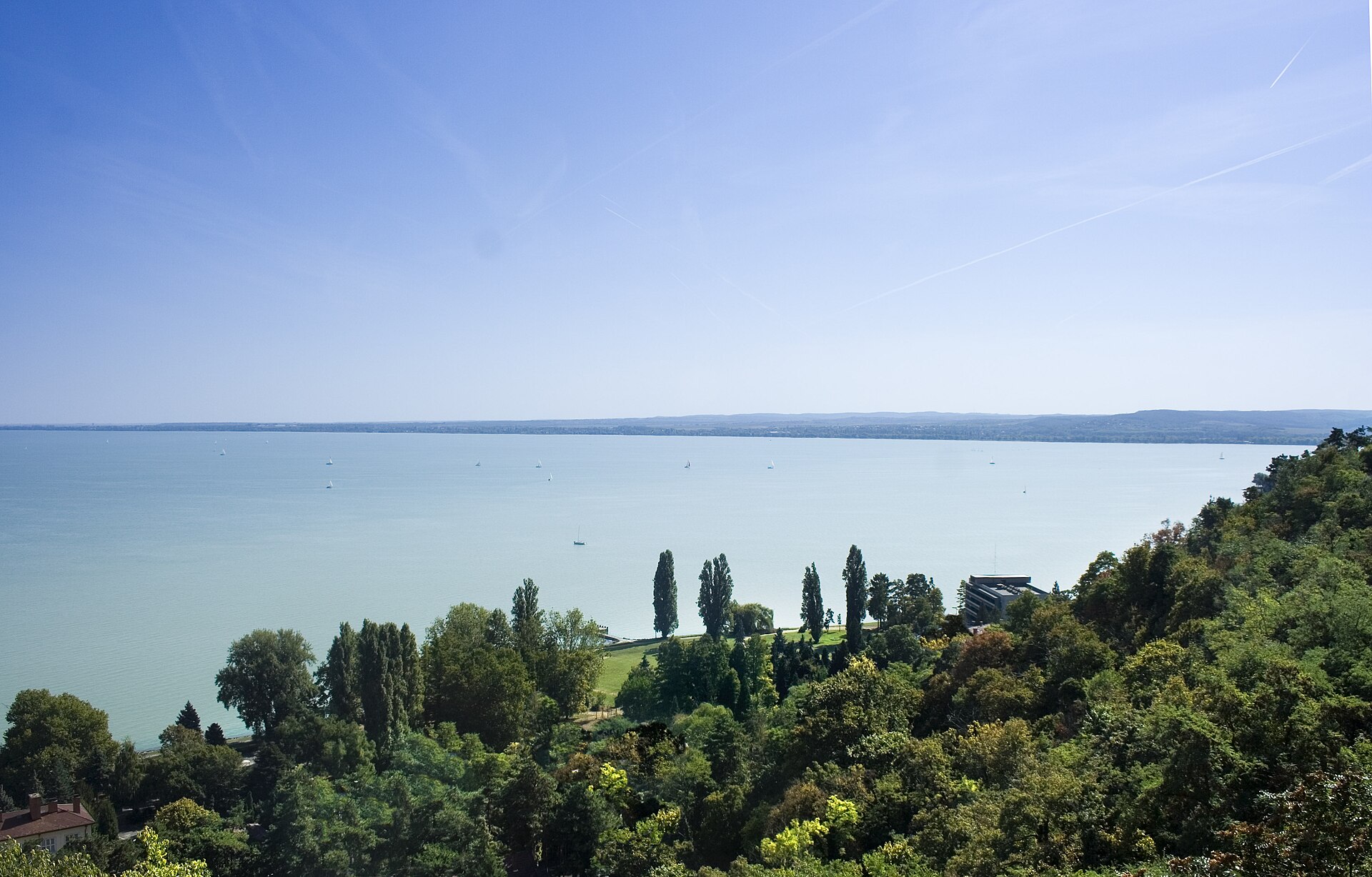 Balaton vid Tihany en sommardag